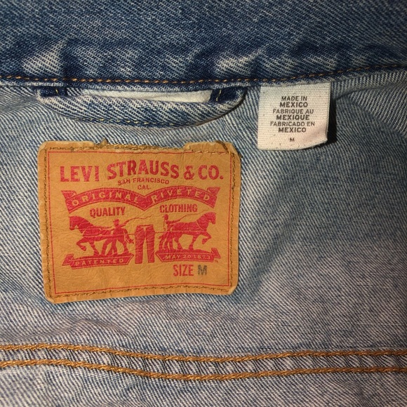 Levi's Distressed Blue Denim Jacket - Picture 5 of 5